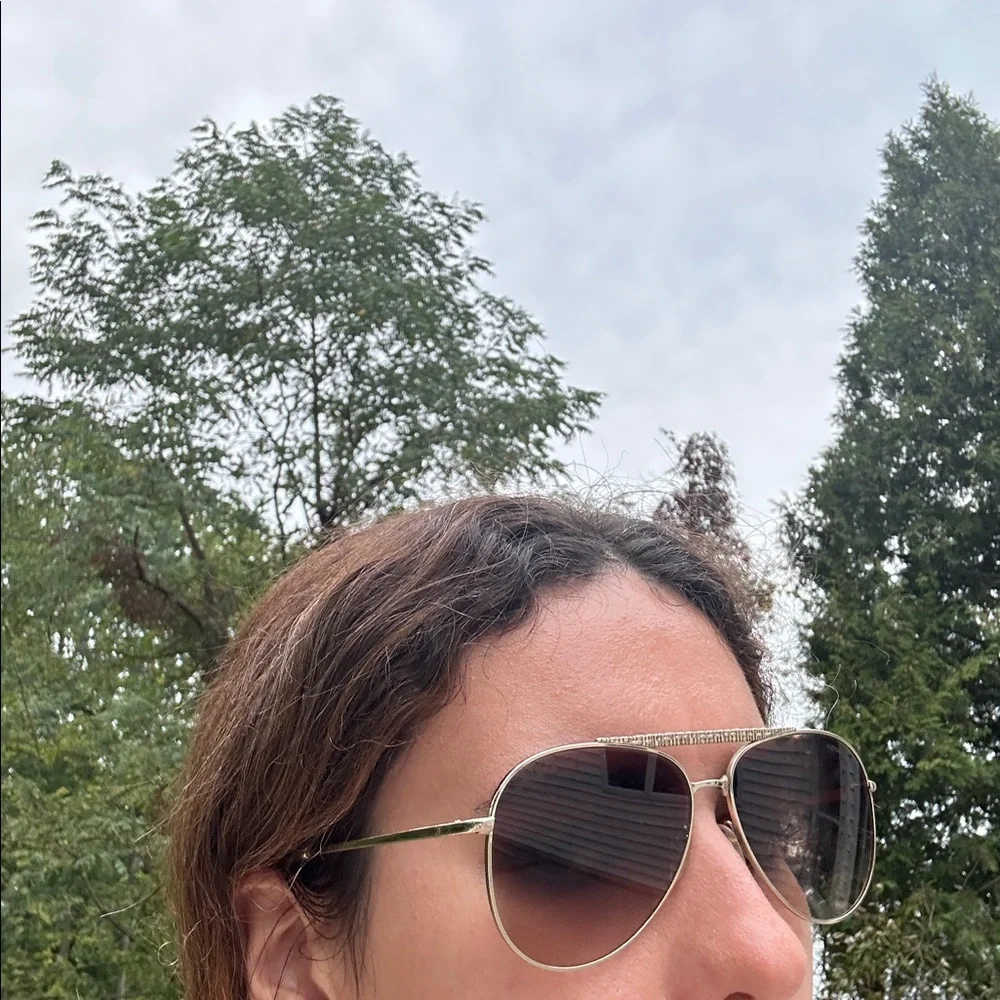 Chanel Gold Tone/ Brown Gradient 4231 Aviator Sunglasses - Picture 4 of 16